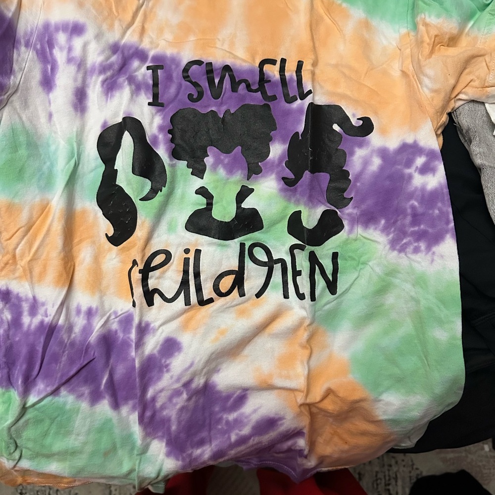 Tie-Dye hocus pocus tshirt